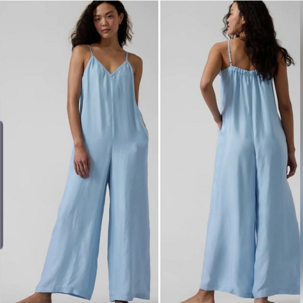 Athleta Calm Cool Jumpsuit in XL Oversized
Relaxed Boho